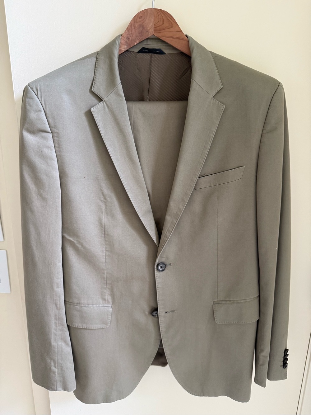 Hugo Boss James Sharp Khaki Suit 40R